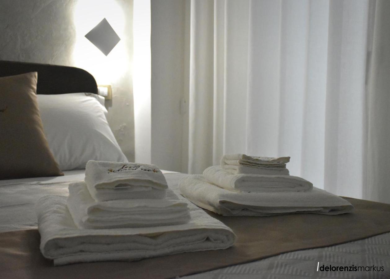 Les 3 Chambres Lecce Exterior photo